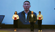 ���߼�ح����W(w��ng)�hί��(sh��)ӛ�������L(zh��ng)�������~�����c��ƽ��Ӣ�ۡ���Ӱ