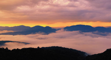 昆明祿勸上演“紗幔繞青山”